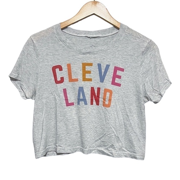 Where I’m From Cleveland Cropped Graphic Tee Medium - Picture 1 of 4